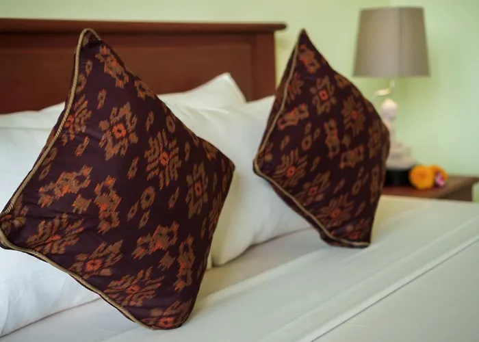 Hidden Padma Retreat Hotel *
